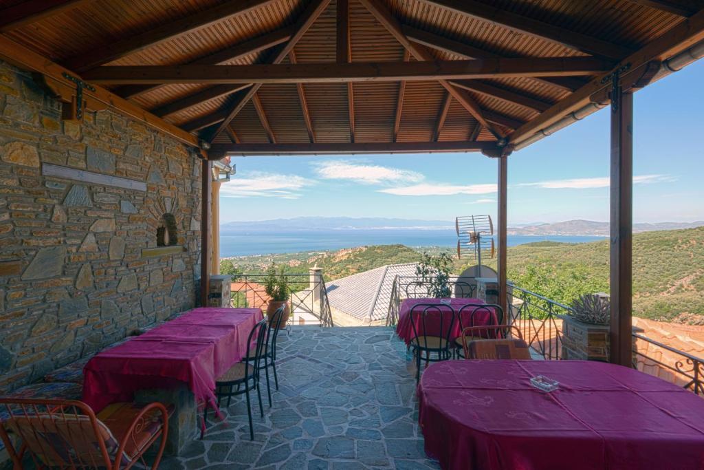 Mansion Terpou Hotel Áyios Vlásios Eksteriør billede